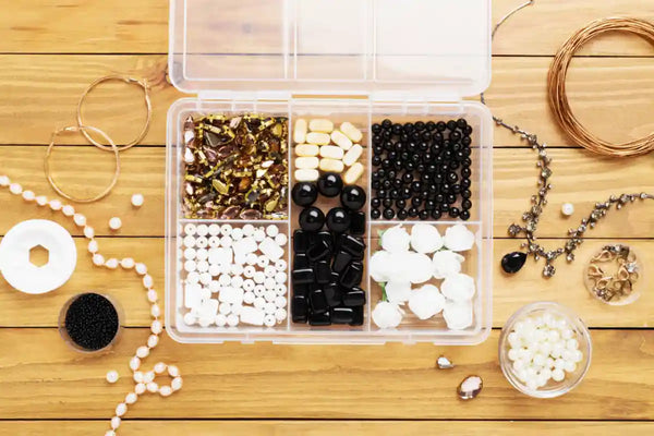 Accessories for hand-assembled jewelry
